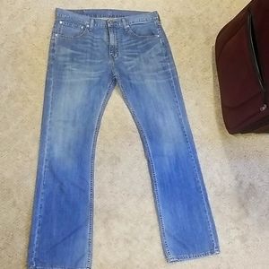 Levis Blue Jean's. Very clean like new. Wore once.